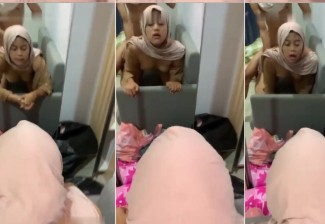 Pelajar Berhijab Ngewe Di Depan Kaca